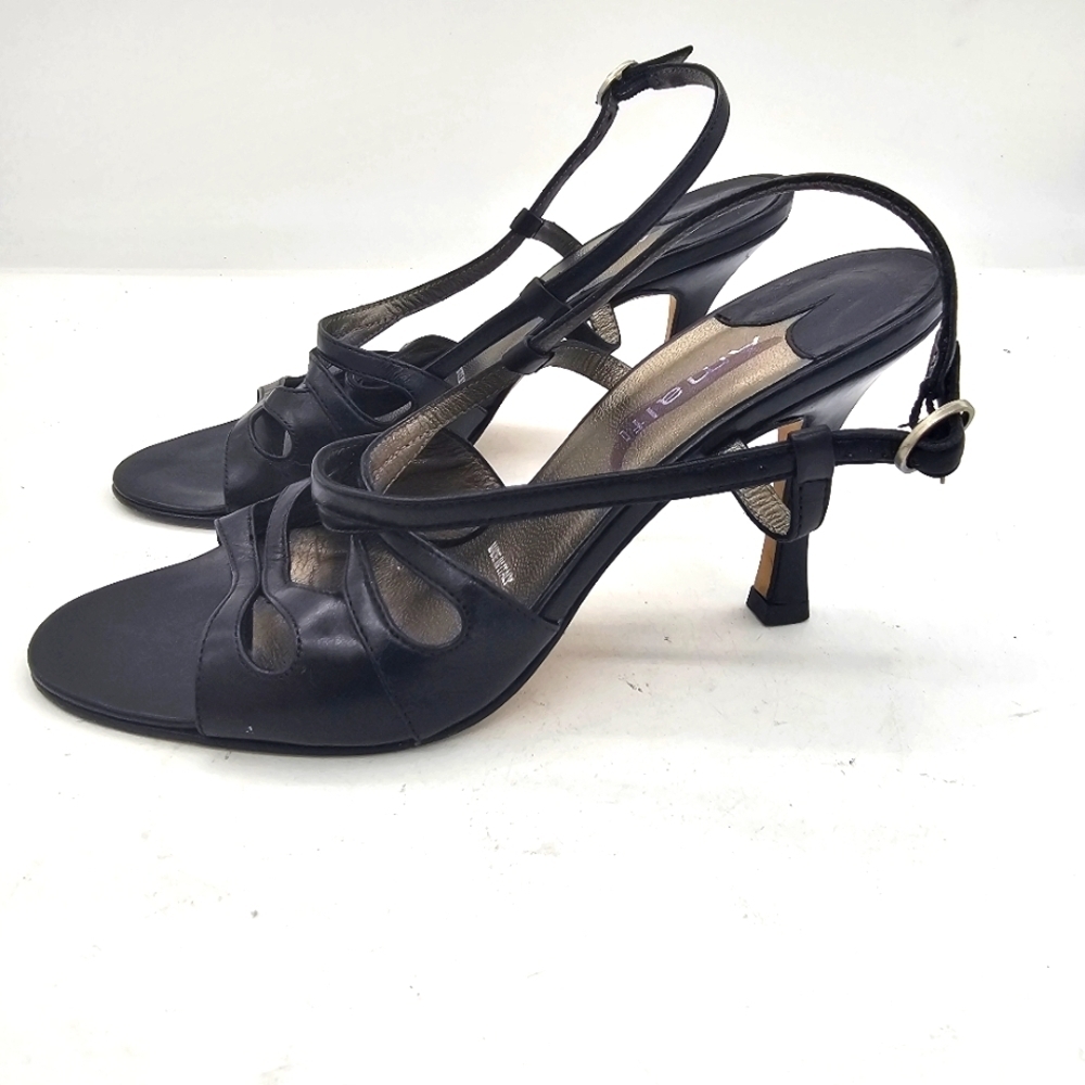 Amalfi by Rangoni Strappy Heels | Black Leather | Made in Italy | Size 5.5
